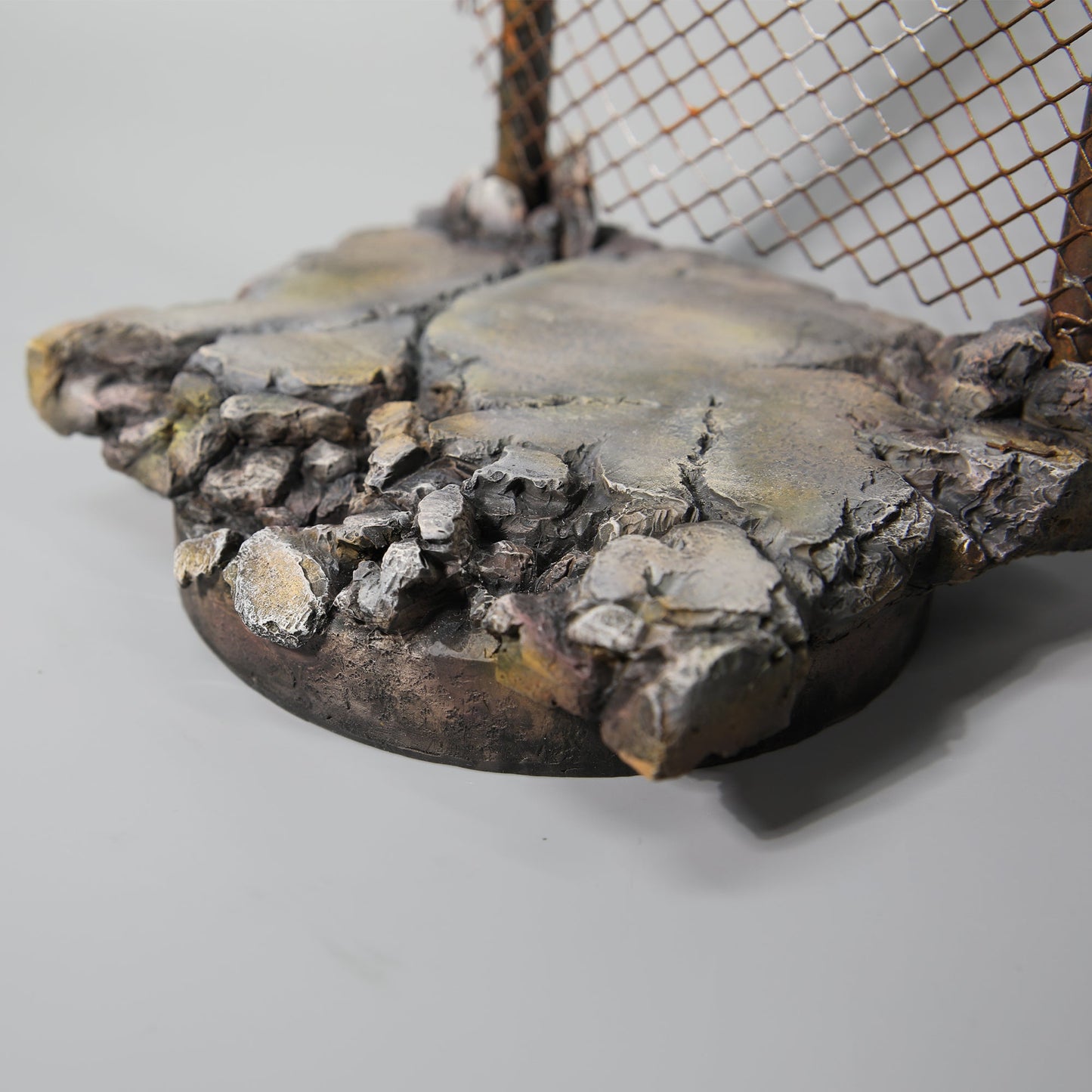M2219 Waste ground protection net base for figure from JXK Studio