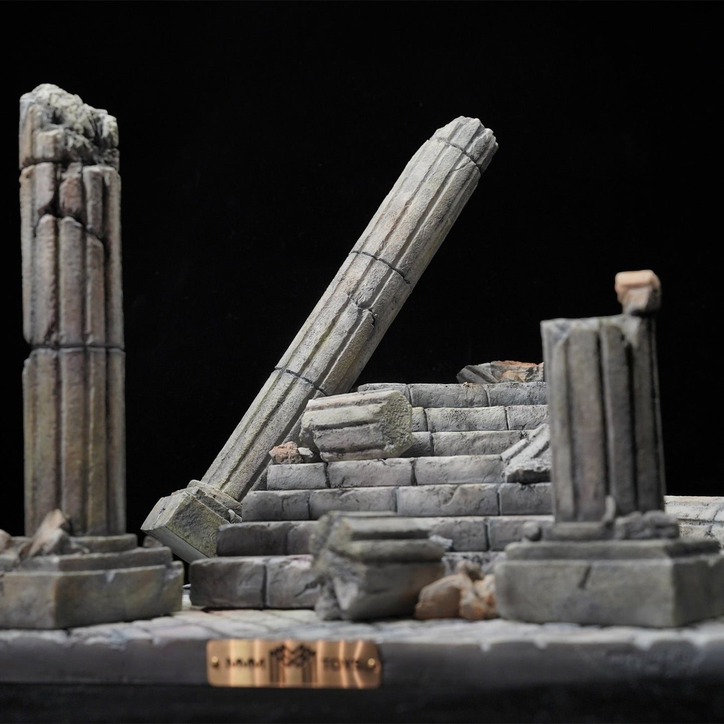 M2233 Diorama of ancient Greek ruins for action figure from JXK Studio