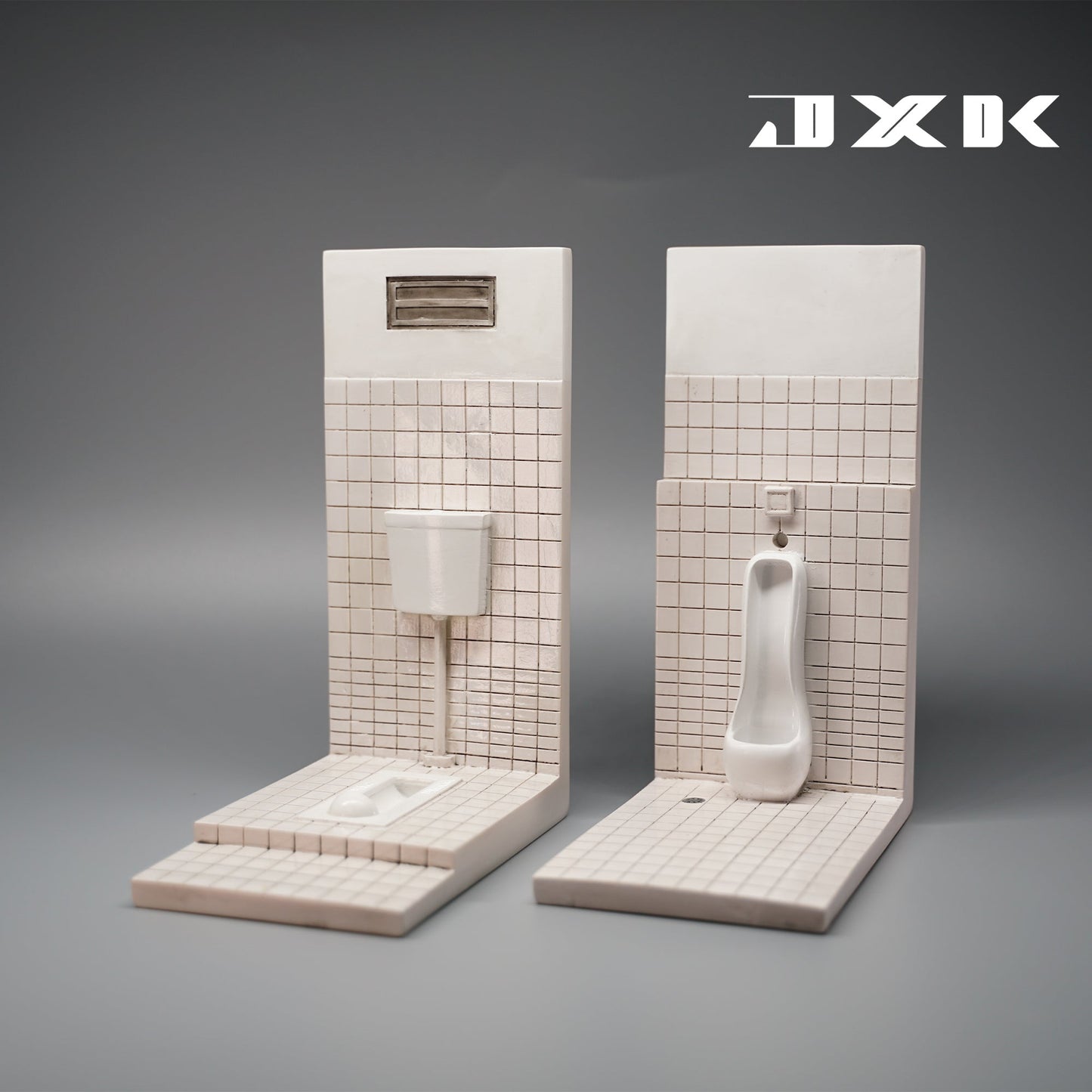 M2102 Mischief creative model toilet scene for figure from JXK Studio