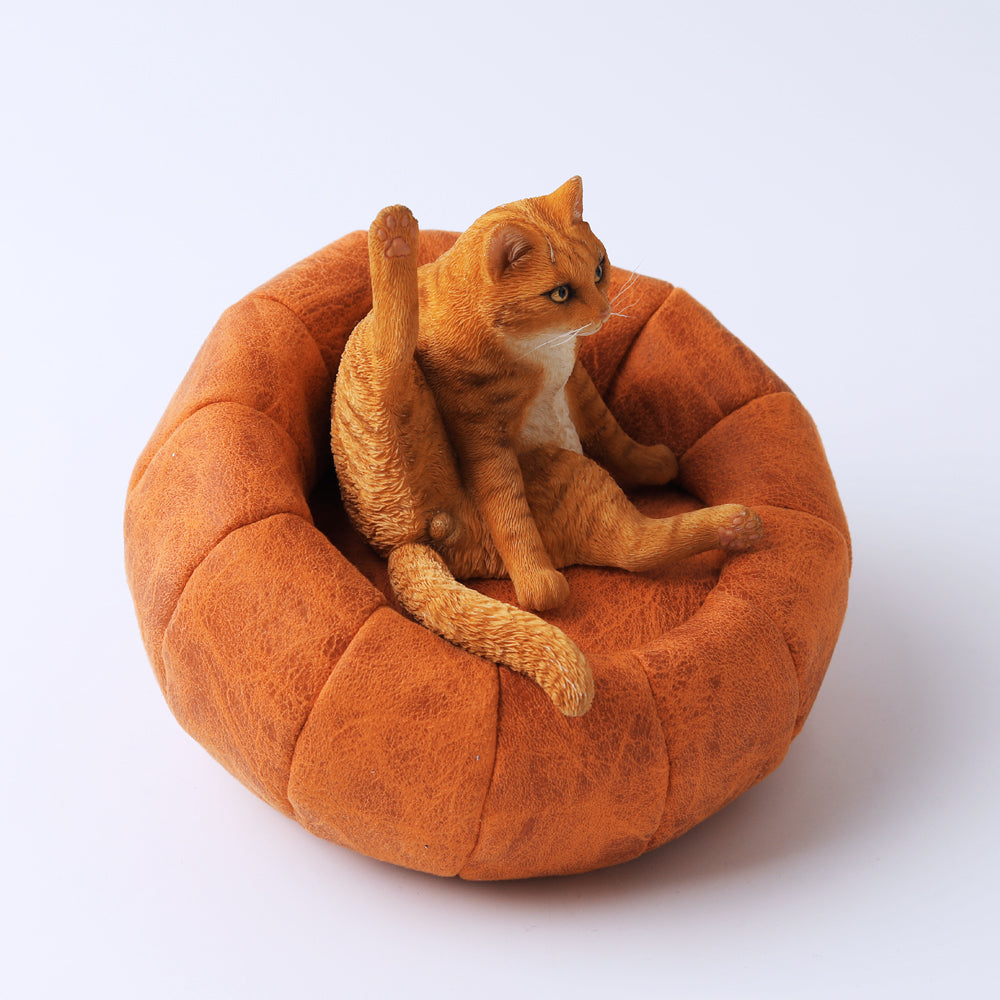 JXK056 Die faule Katze auf dem Sofa, das Geschenk der Liebe 4.0 von JXK Studio
