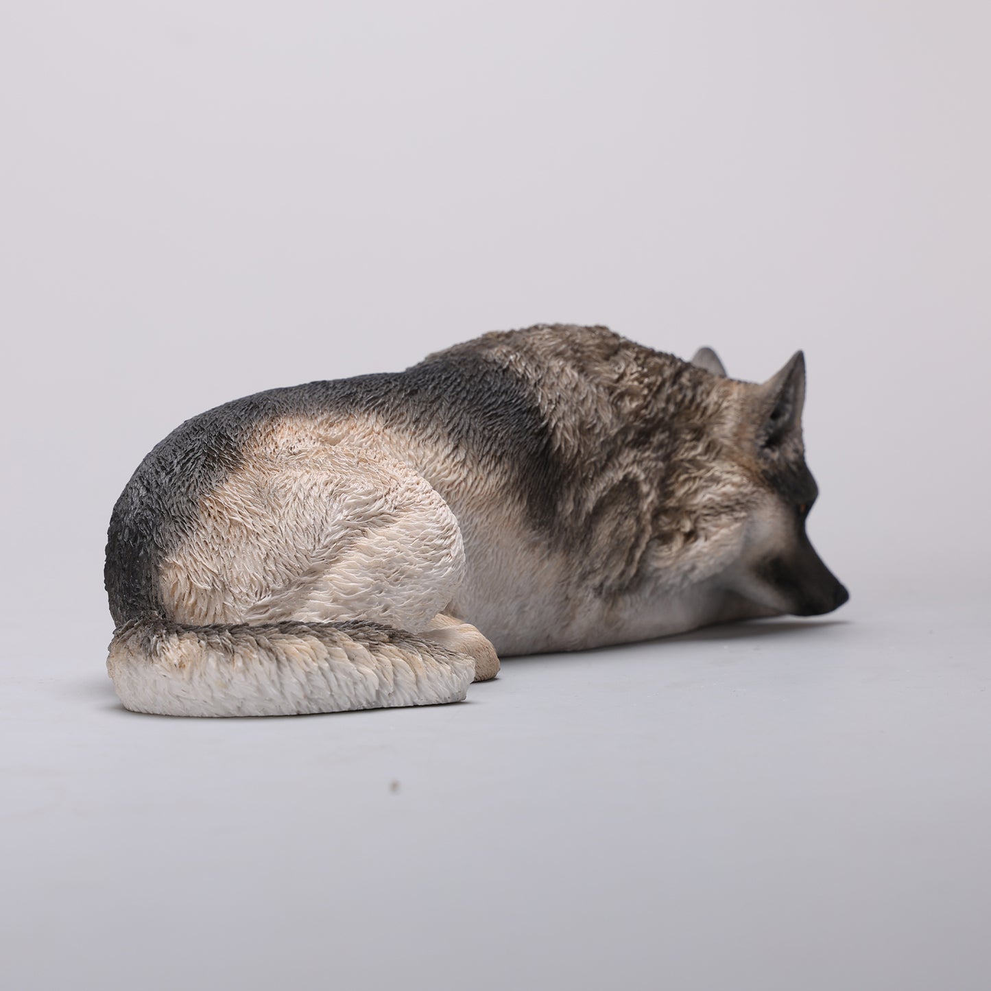 JXK254 1/6 Pre-Order Scale Lying German Shepherd Figurine from JXK Studio