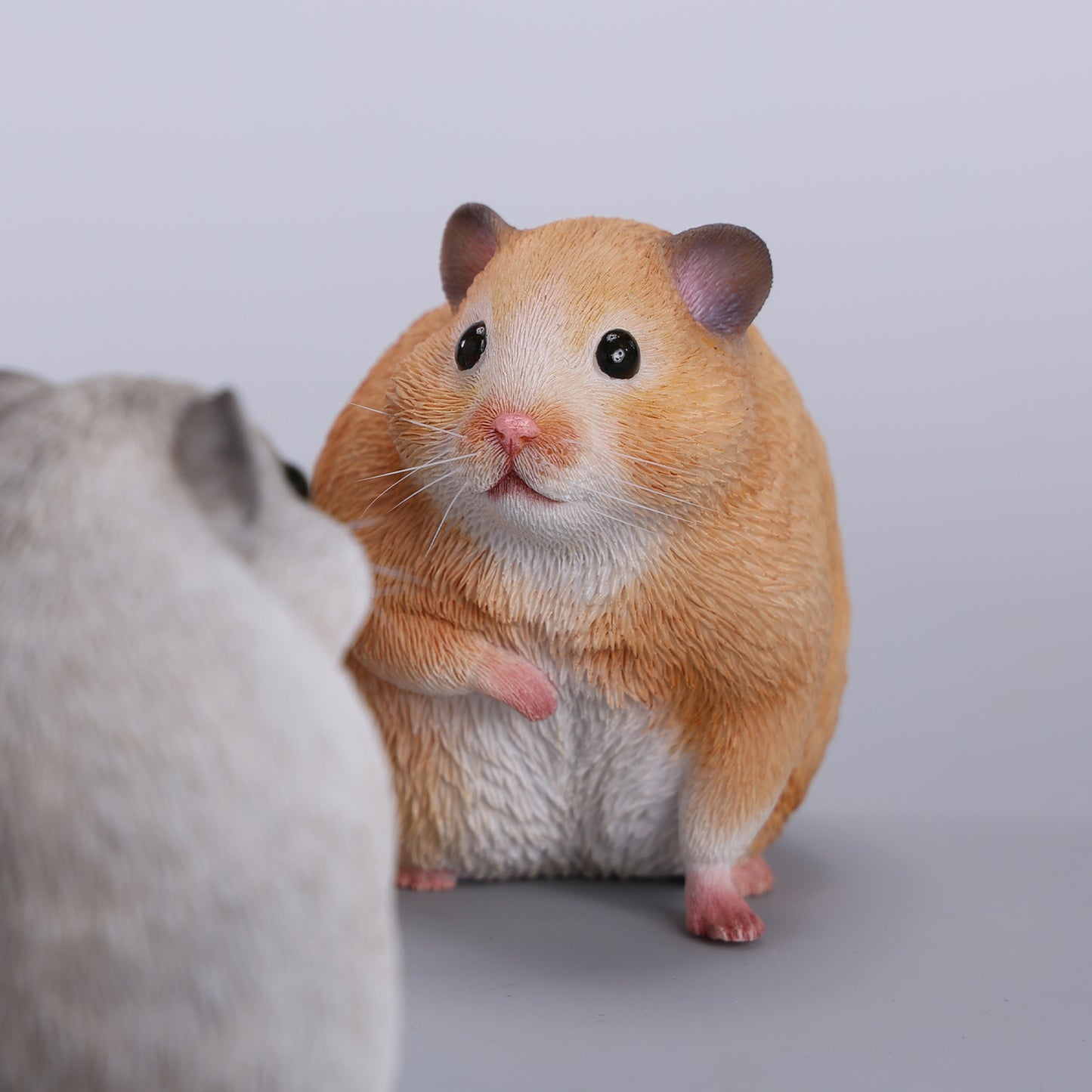 JXK240 1/1 Scale Hamster Figurine from JXK Studio