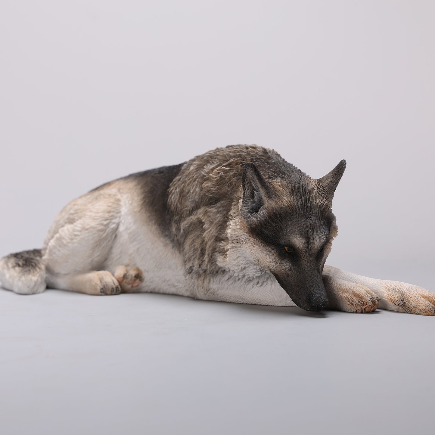 JXK254 1/6 Pre-Order Scale Lying German Shepherd Figurine from JXK Studio
