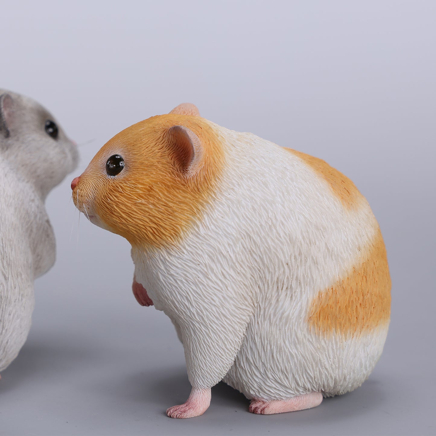 JXK240 1/1 Scale Hamster Figurine from JXK Studio