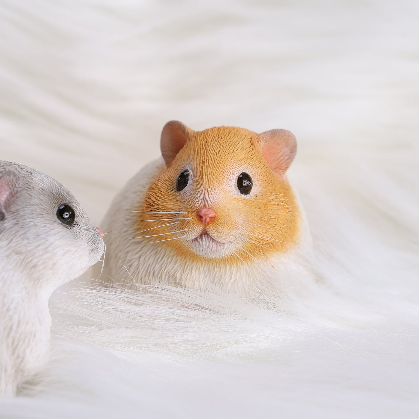 JXK240 1/1 Scale Hamster Figurine from JXK Studio