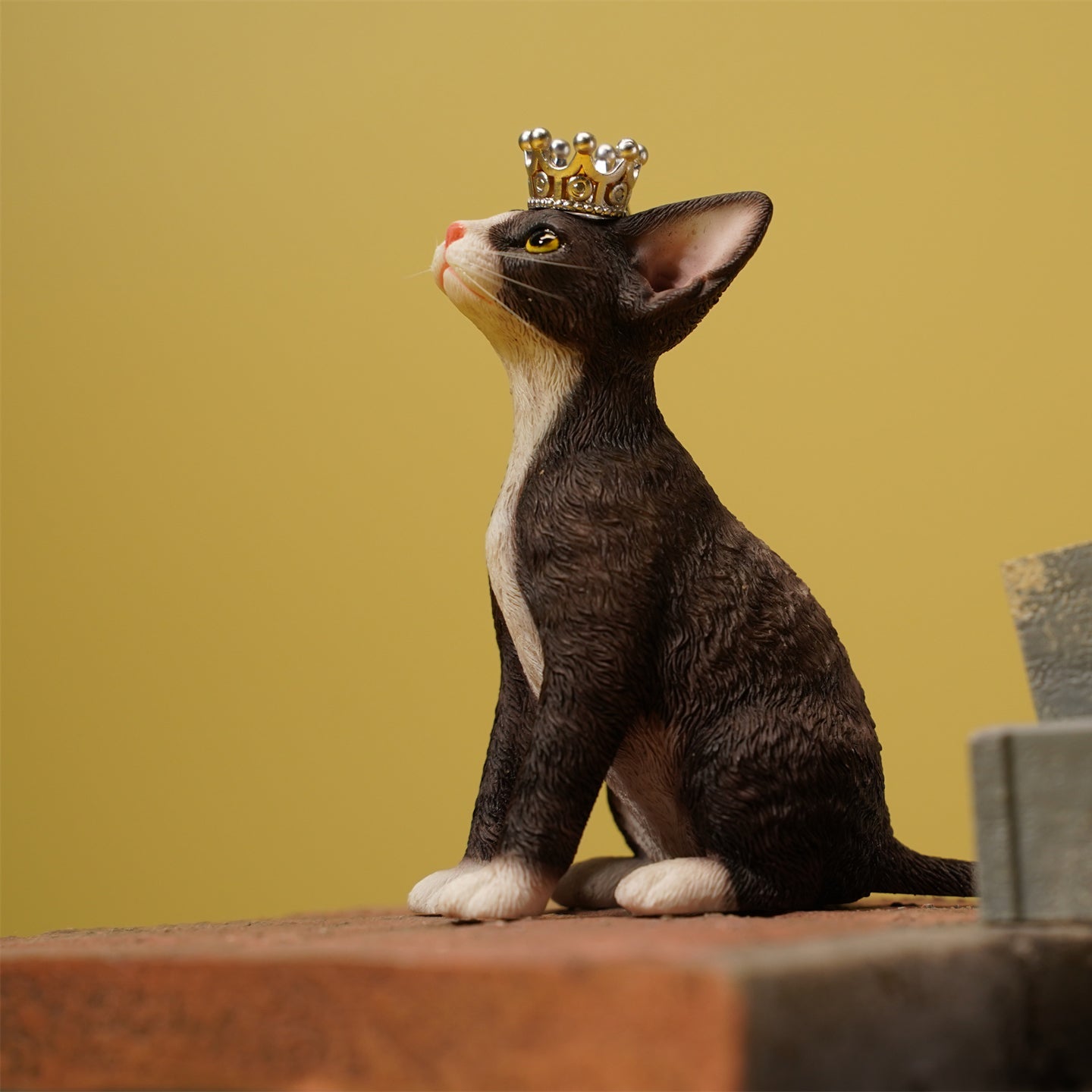 JXK123 Devon-Katze mit Krone, Geschenk für Katzenliebhaber von JXK Studio