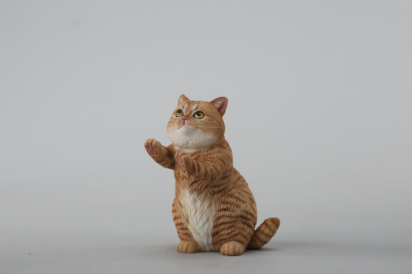 JXK261 Vorbestellung einer Saiten spielenden Katzenfigur von JXK Studio