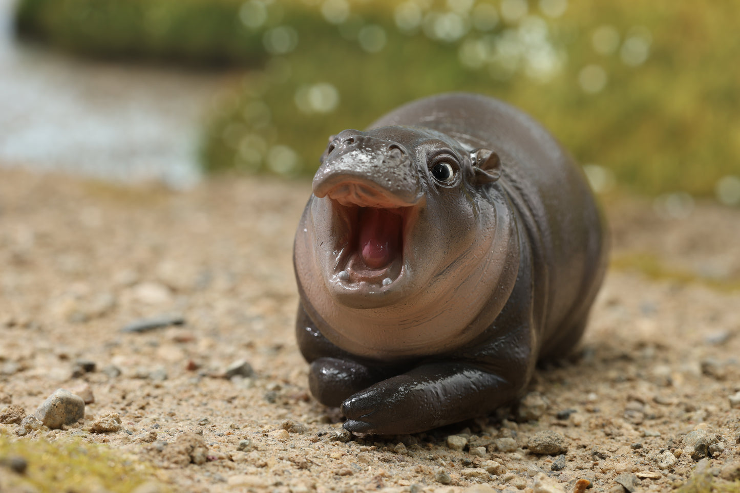 JXK264 Baby Hippopotamus Figurine: MooD- eng from JXK Studio