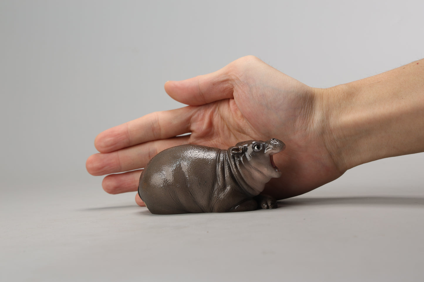 JXK264 Baby Hippopotamus Figurine: MooD- eng from JXK Studio