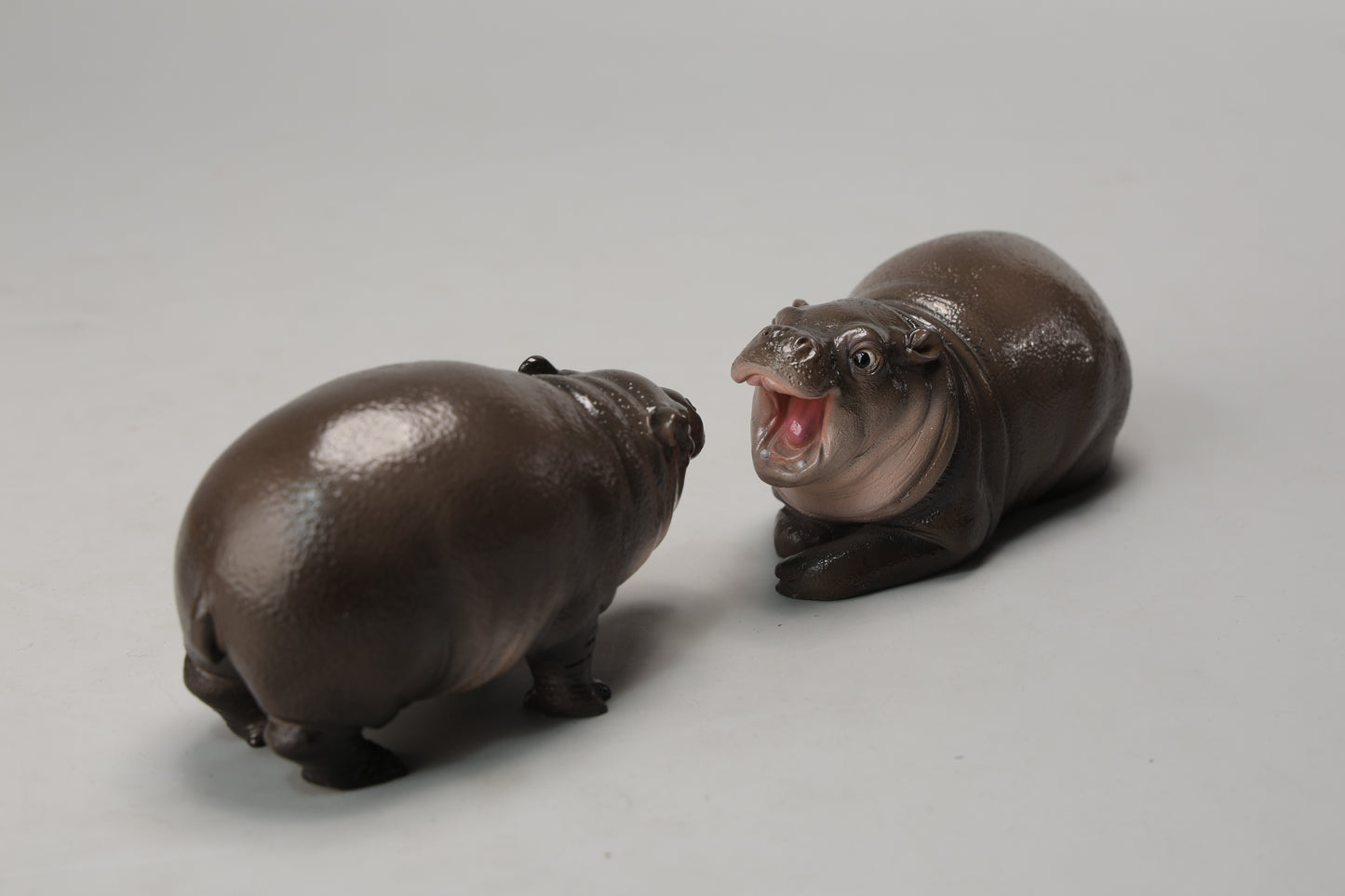 JXK264 Baby Hippopotamus Figurine: MooD- eng from JXK Studio