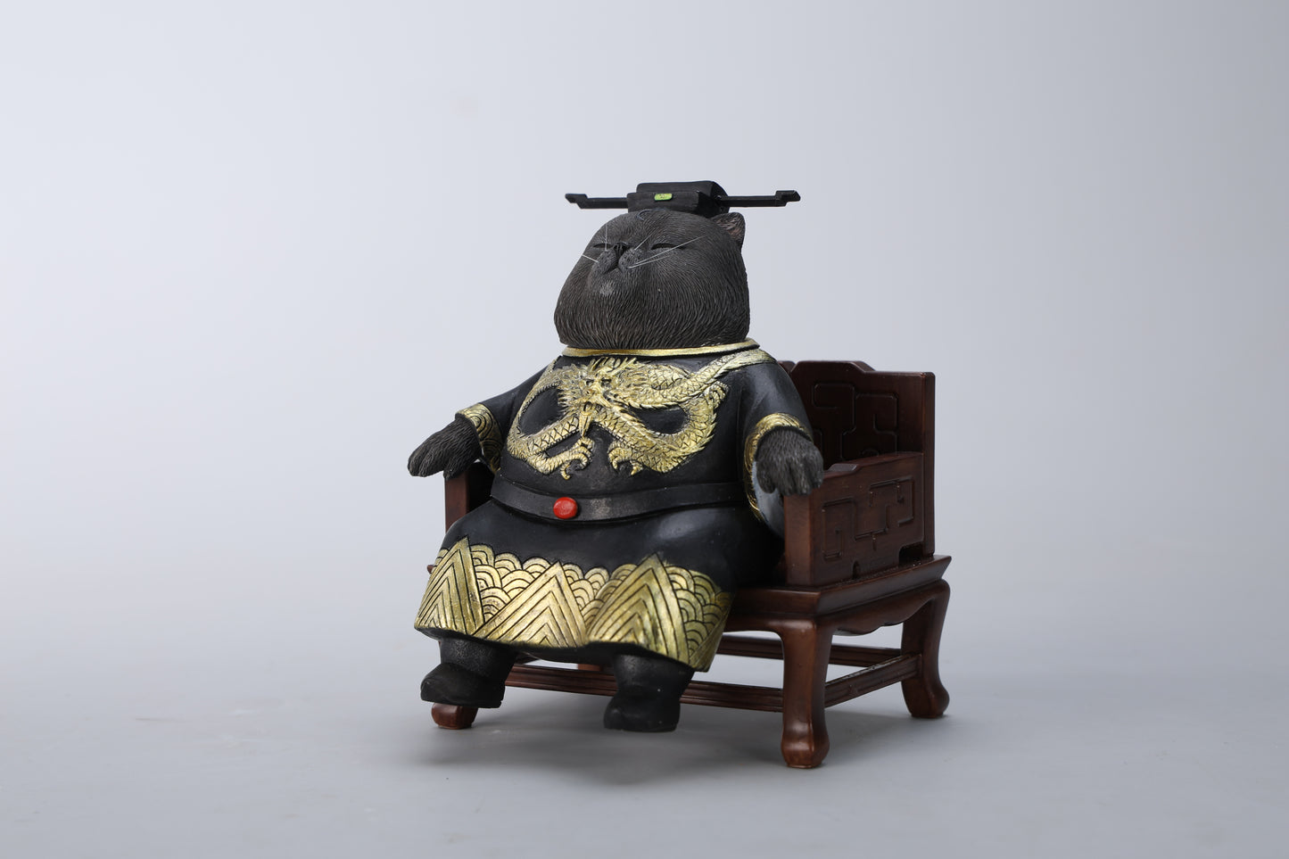 JXK267 lmperial Paws of Justice Cat Figurine from JXK Studio
