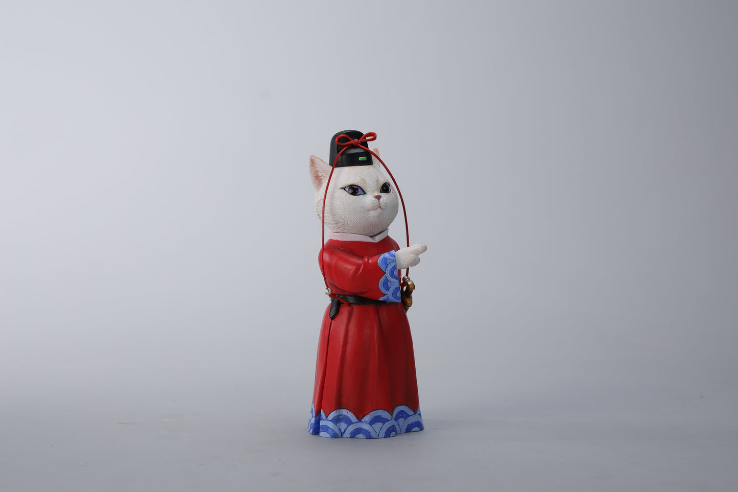 JXK267 lmperial Paws of Justice Cat Figurine from JXK Studio