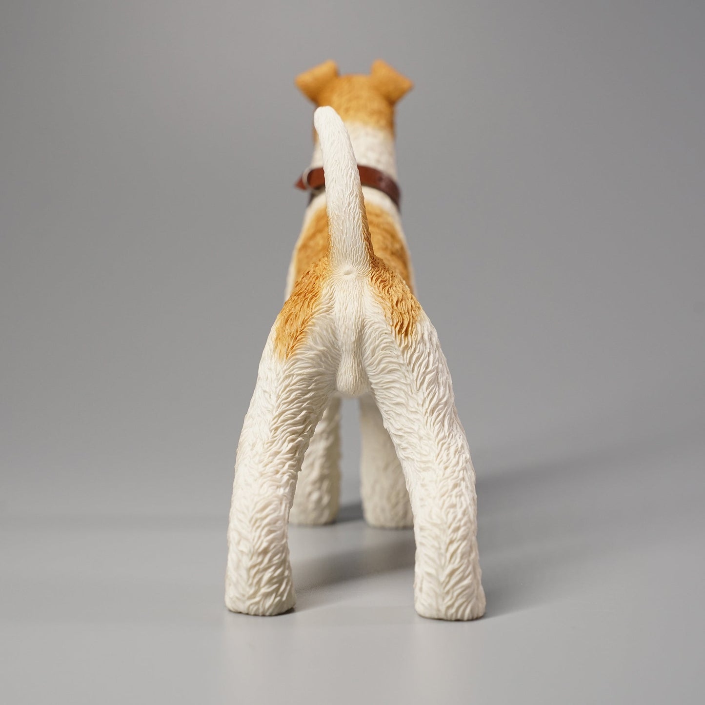 JXK068 Foxhound Terrier dog statue resin dog figurine for dog lovers from JXK Studio