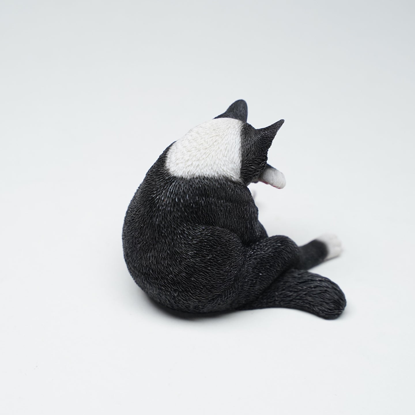JXK117 Katzenfigur, Katzenstatue aus Kunstharz für Bücherregal-Dekor, ästhetische Geschenke für Katzenliebhaber von JXK Studio