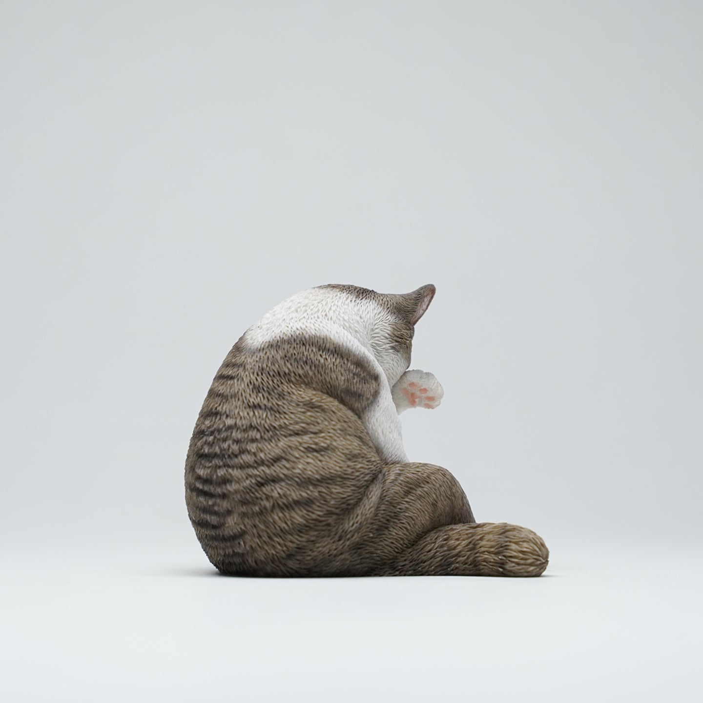 JXK117 Katzenfigur, Katzenstatue aus Kunstharz für Bücherregal-Dekor, ästhetische Geschenke für Katzenliebhaber von JXK Studio