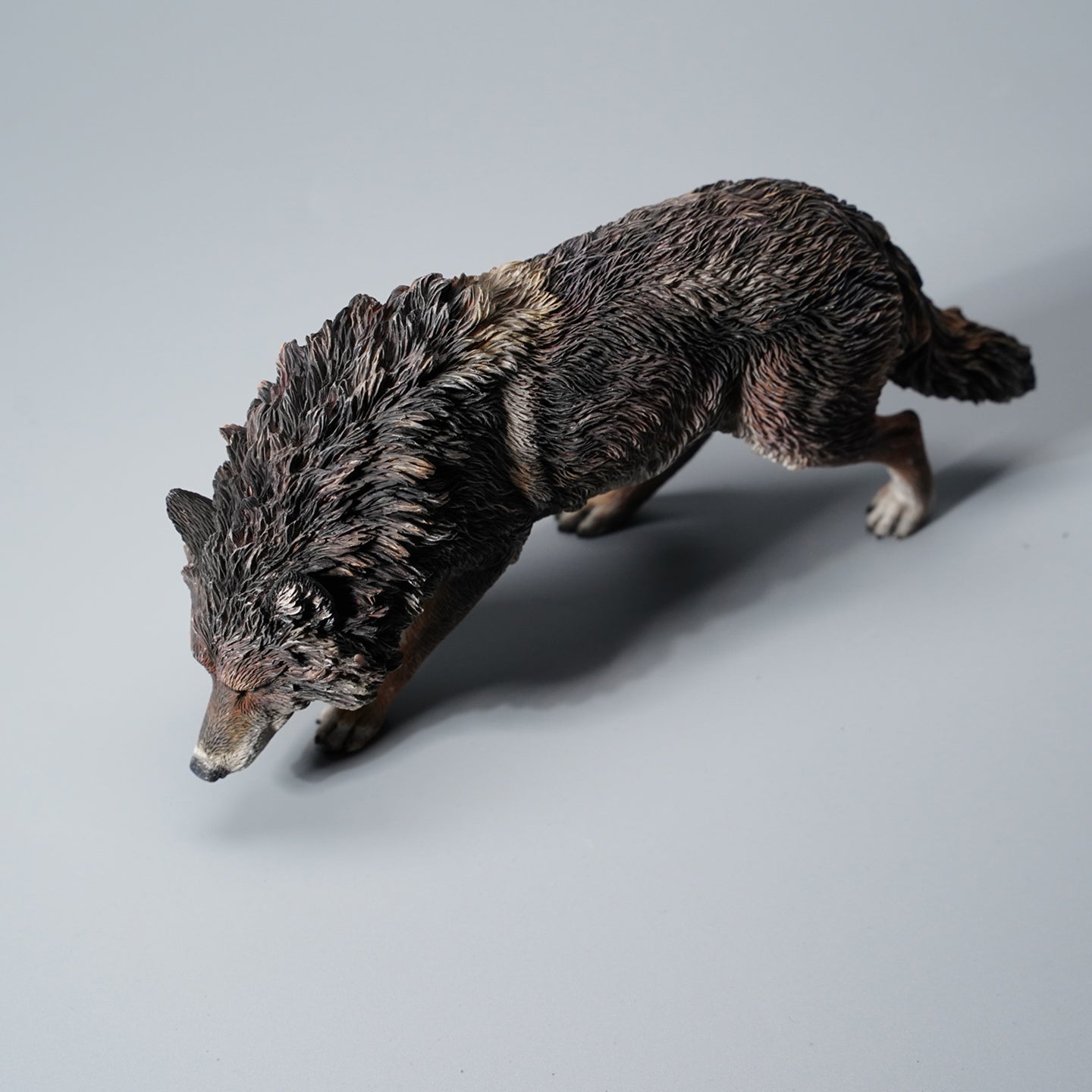 JXK126 Attacking North American Grey Wolves, Wolf Statue Gift for Animal Lovers from JXK Studio