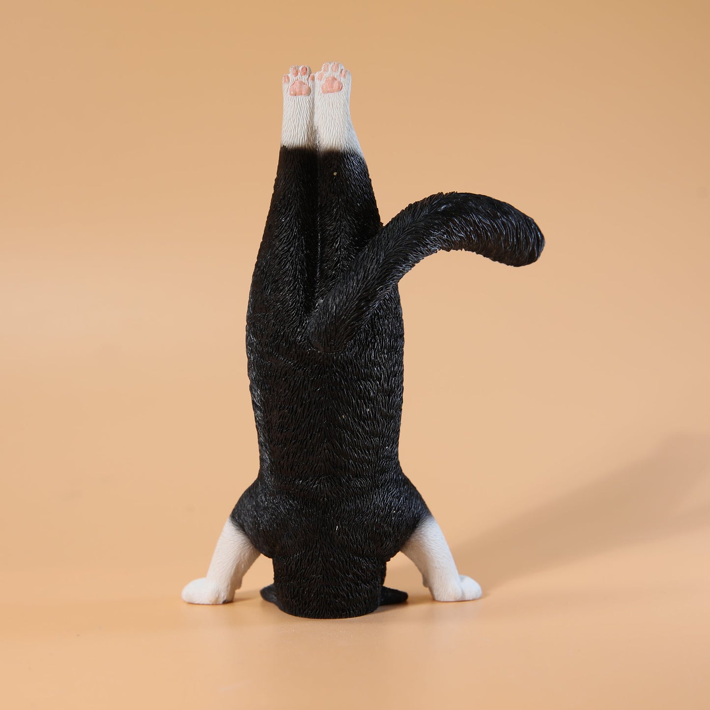 JXK138 Yoga-Katzenfigur, Katzenstatue aus Kunstharz für die Kaminsimsdekoration, das Geschenk für Katzenliebhaber von JXK Studio