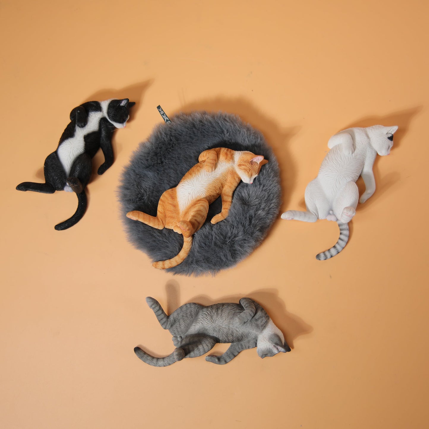 JXK152 Katzenfigur, Katzenstatue aus Kunstharz für Bücherregal-Dekor, Geschenke für Katzenliebhaber von JXK Studio