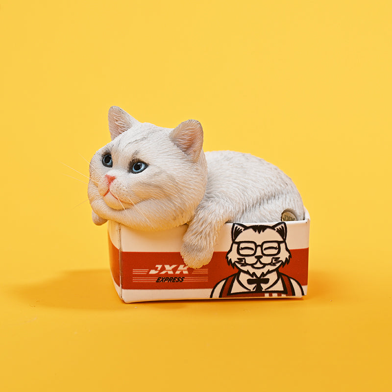 JS2308 Katzenfigur, Katze im Box-Dekor von JXK Studio