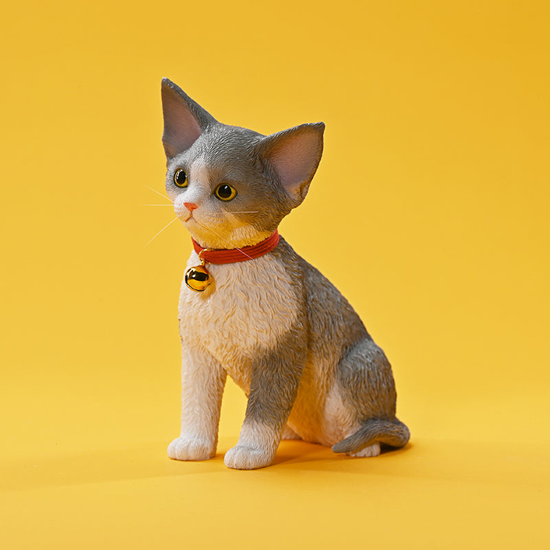 X32303 Devon Cat Figurine Resin Cat Statue from JXK Studio