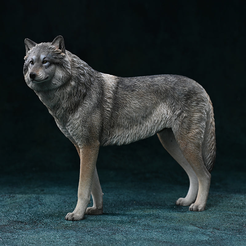 JXK194 Arctic wolf Statue for Home Decor from JXK Studio