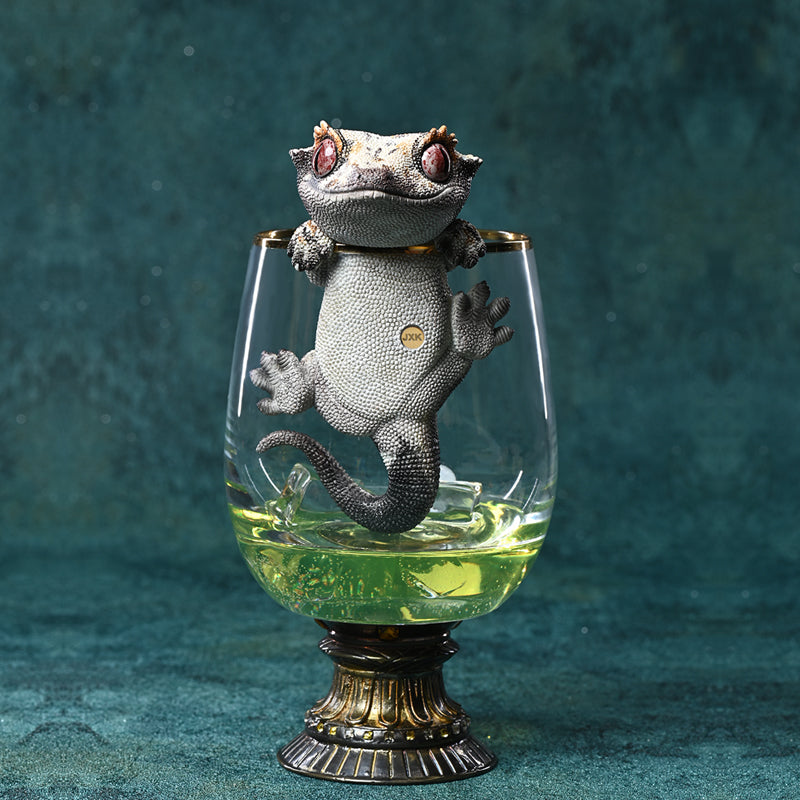 JXK199 Lizards Statue Crested Gecko Figurine for Home Decor from JXK Studio