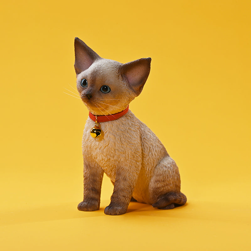 X32303 Devon Cat Figurine Resin Cat Statue from JXK Studio