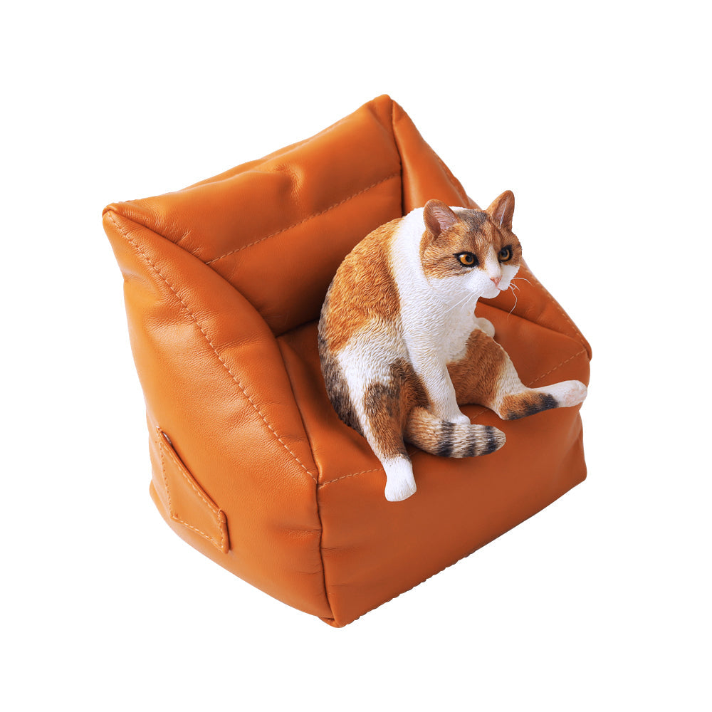 JXK055 Faule Katzenfigur, die auf dem Sofa sitzt, Katzenstatue als Geschenk für Katzenliebhaber, JXK Studio