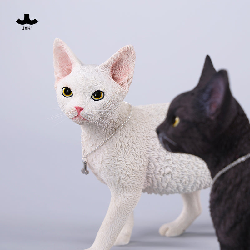 X32401 Devon Cat Figurine Resin Cat Statue from JXK Studio