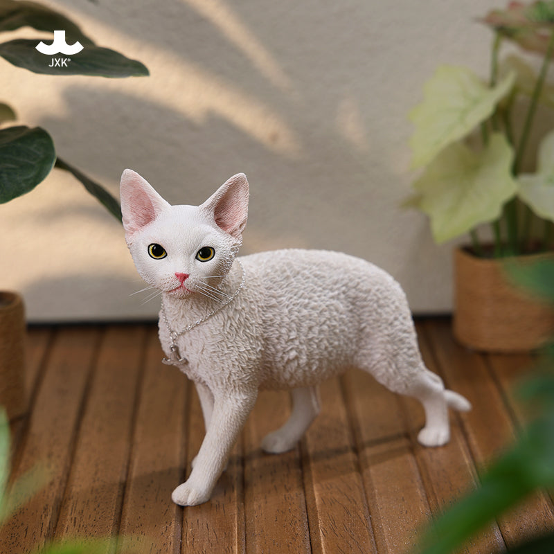 X32401 Devon Cat Figurine Resin Cat Statue from JXK Studio