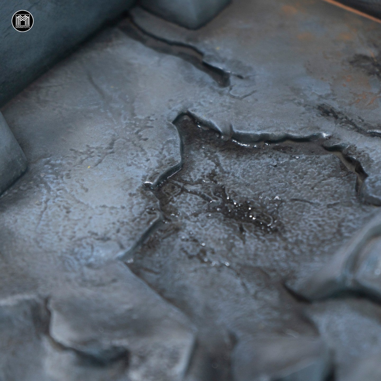M2610 Pre-sale 1/12 Ruined Wall Outpost from JXK Studio