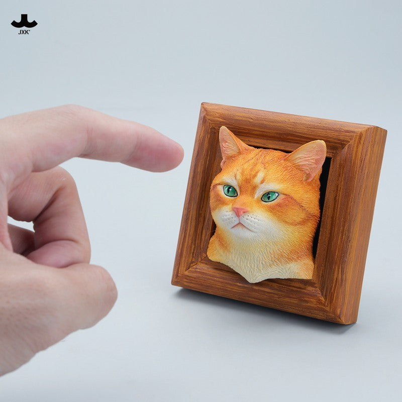 JXK StudioのJS2213猫の置物「箱入り猫」