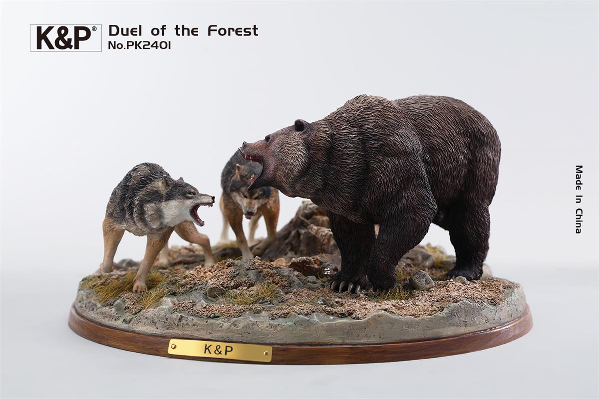 PK2401 Bear and Wolf statue for home decor from JXK Studio