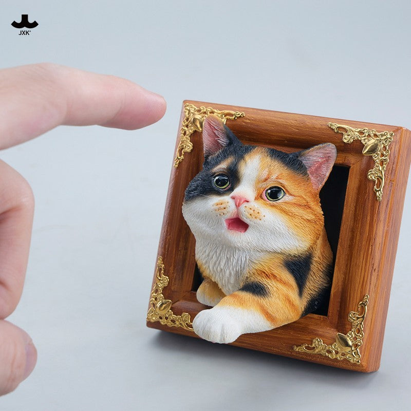 JXK StudioのJS2213猫の置物「箱入り猫」