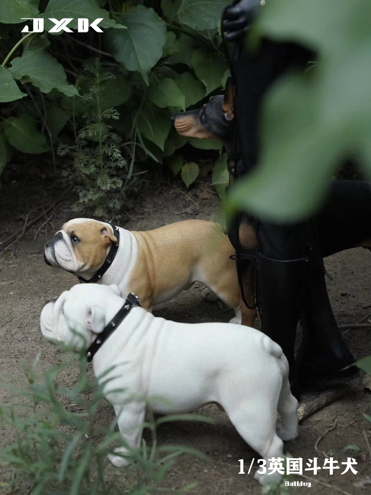 X32203 Resin Dog Bulldog Decor from JXK Studio