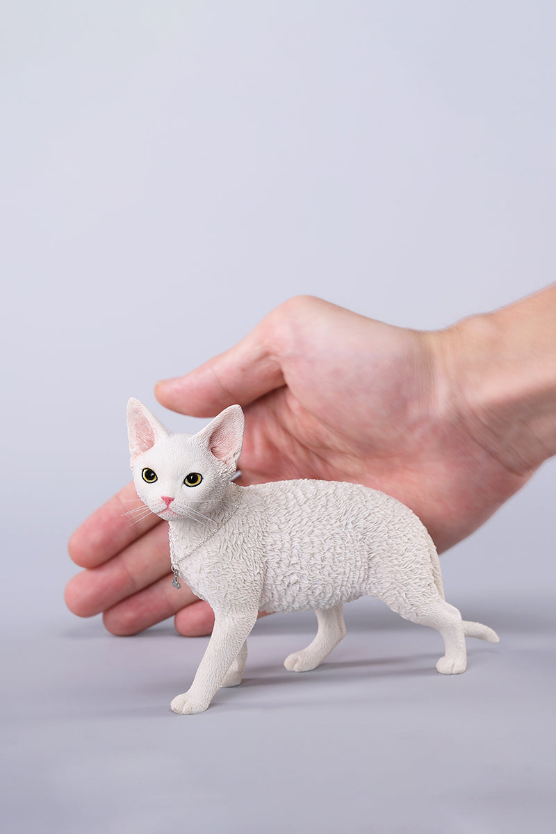 X32401 Devon Cat Figurine Resin Cat Statue from JXK Studio