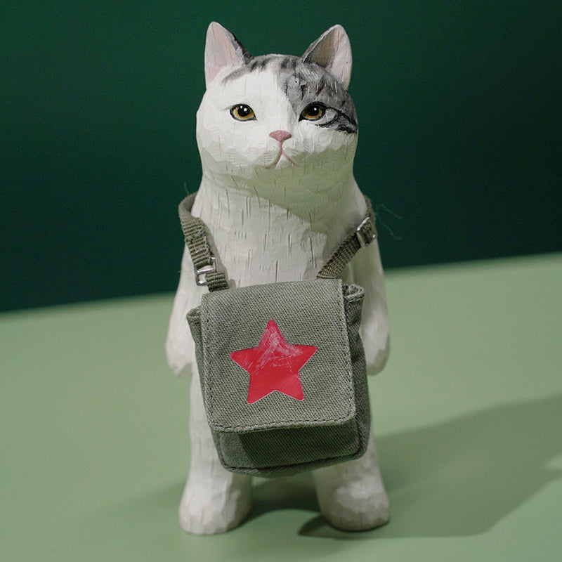 H2203 Cat Figurine with Bag, Resin Cat Statue Cat Gifts for Cat Lovers