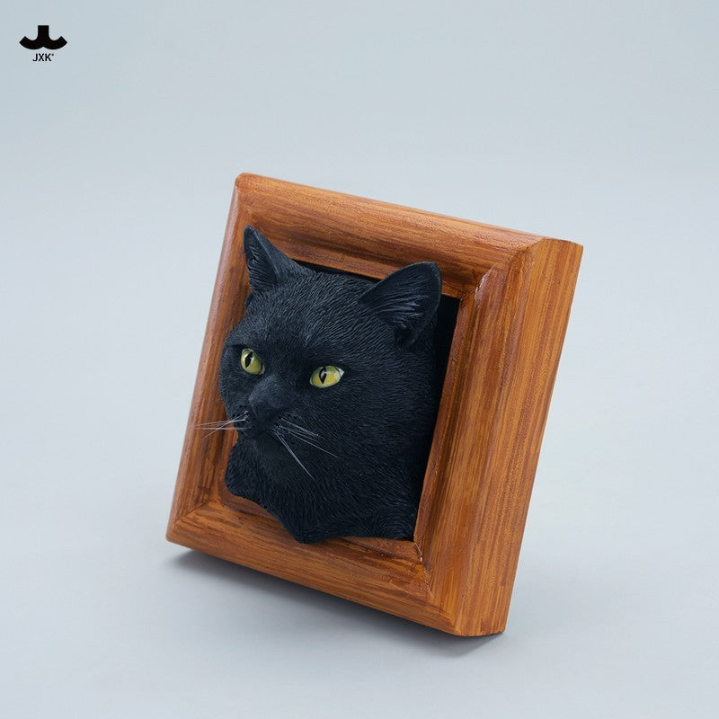 JXK StudioのJS2213猫の置物「箱入り猫」