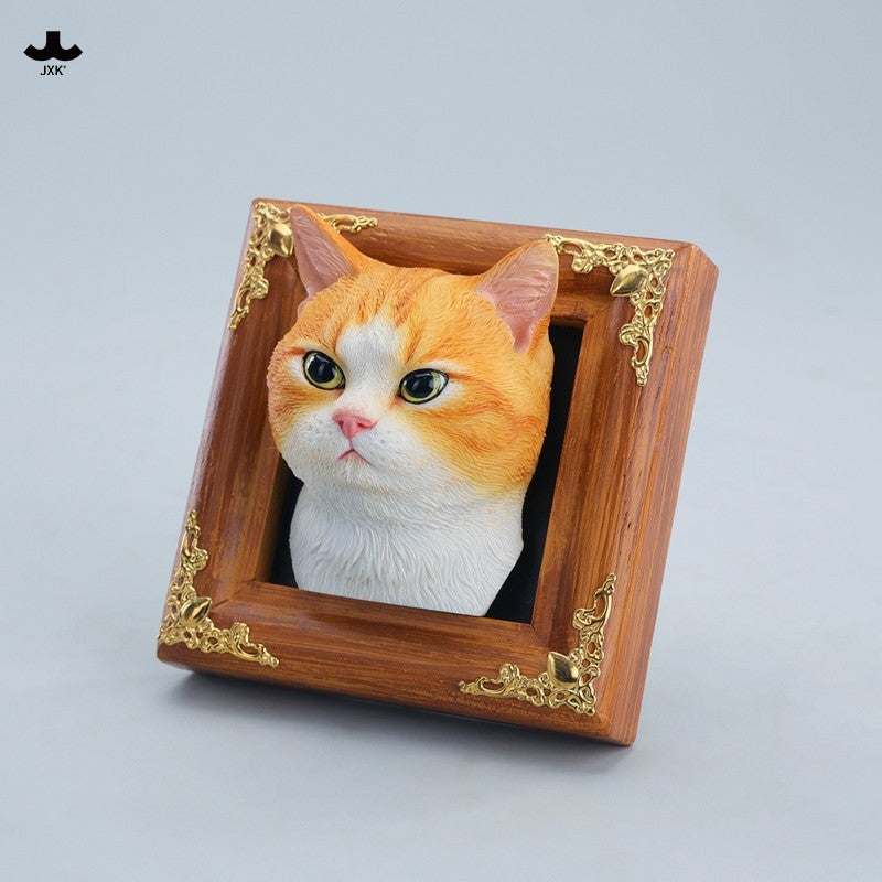 JXK StudioのJS2213猫の置物「箱入り猫」