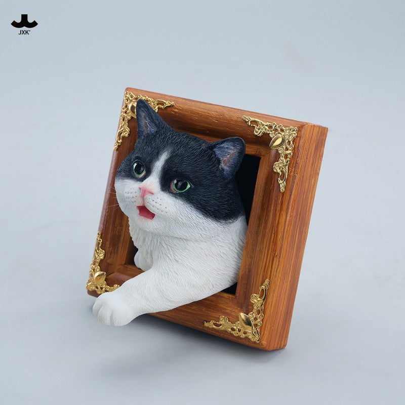 JXK StudioのJS2213猫の置物「箱入り猫」
