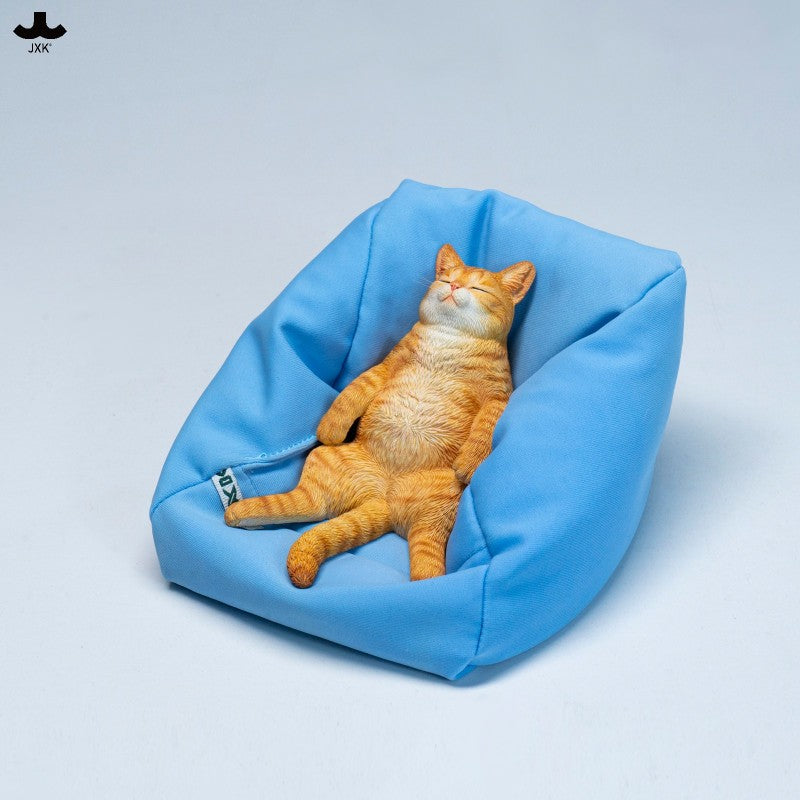 JXK336 Pre-sale Lazy Cat on the Sofa from JXK Studio