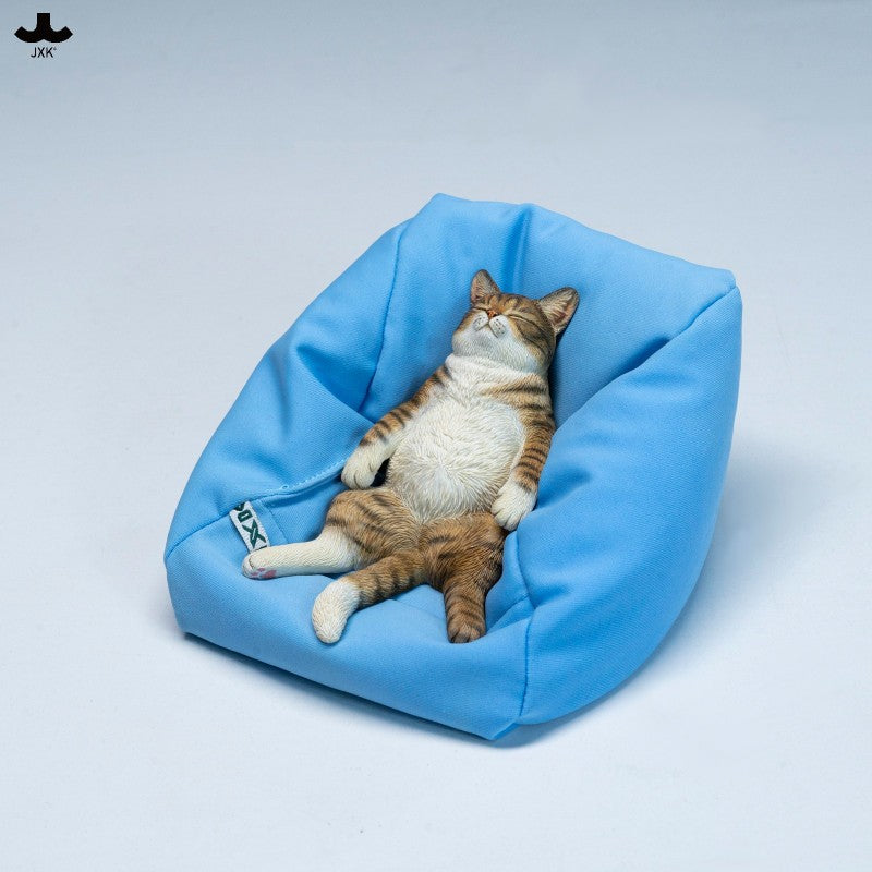 JXK336 Pre-sale Lazy Cat on the Sofa from JXK Studio