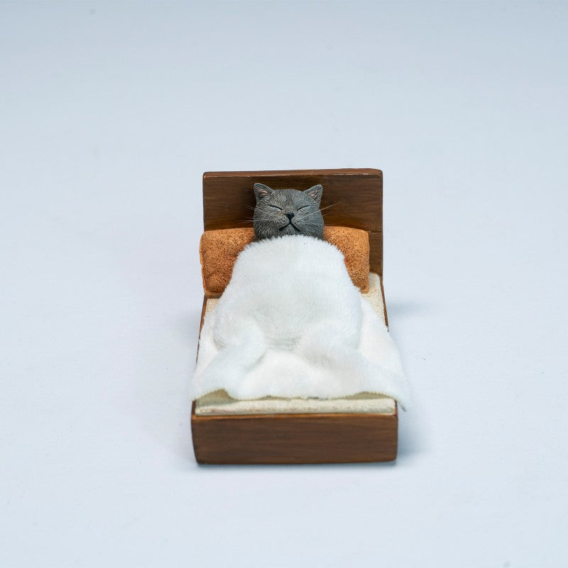 JXK StudioのJS2213猫の置物「箱入り猫」