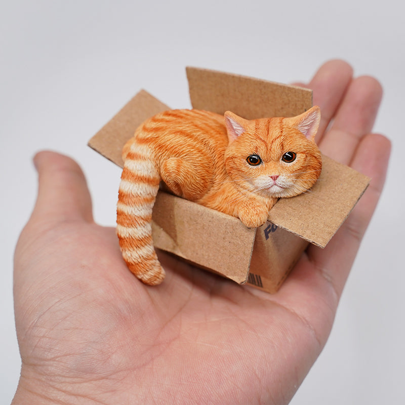 JS2305 Cat Figurine Cat in Box Decor for Desktop Gifts for Cat Lovers