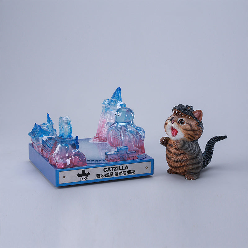 JXK302 Kaiju Cat 4.0 resin cat figurine view 14