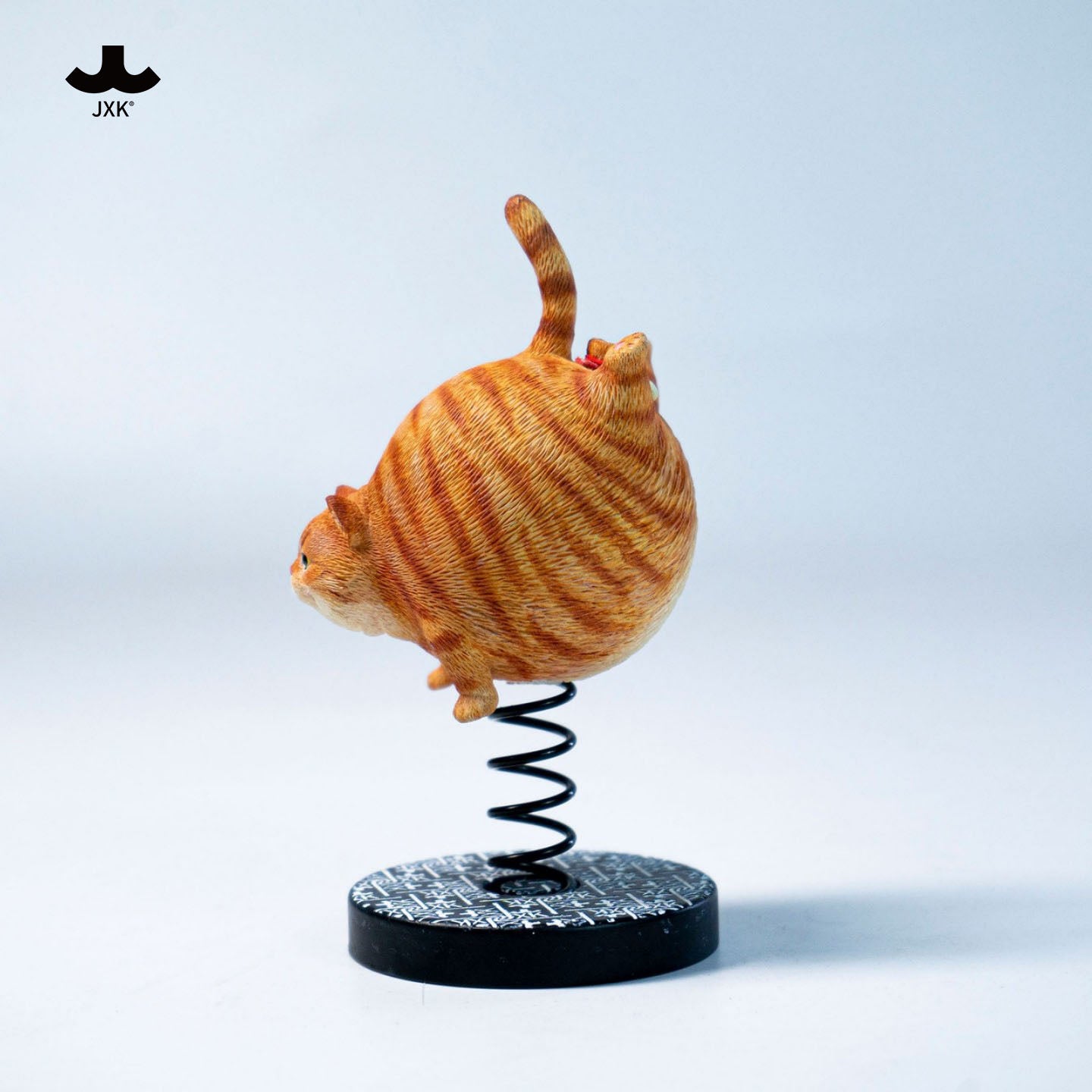 JXK324 Bouncy Ball Cat Figurine from JXK Studio