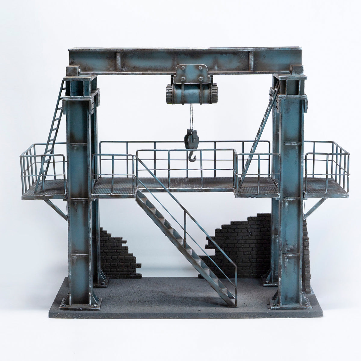 MMMTOYS M2616 1/12 Industrial Lifting Platform Diorama - product image 3