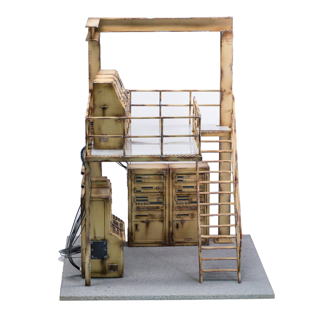MMMTOYS M2623 1/12 Relay Control Platform Diorama - product image 1